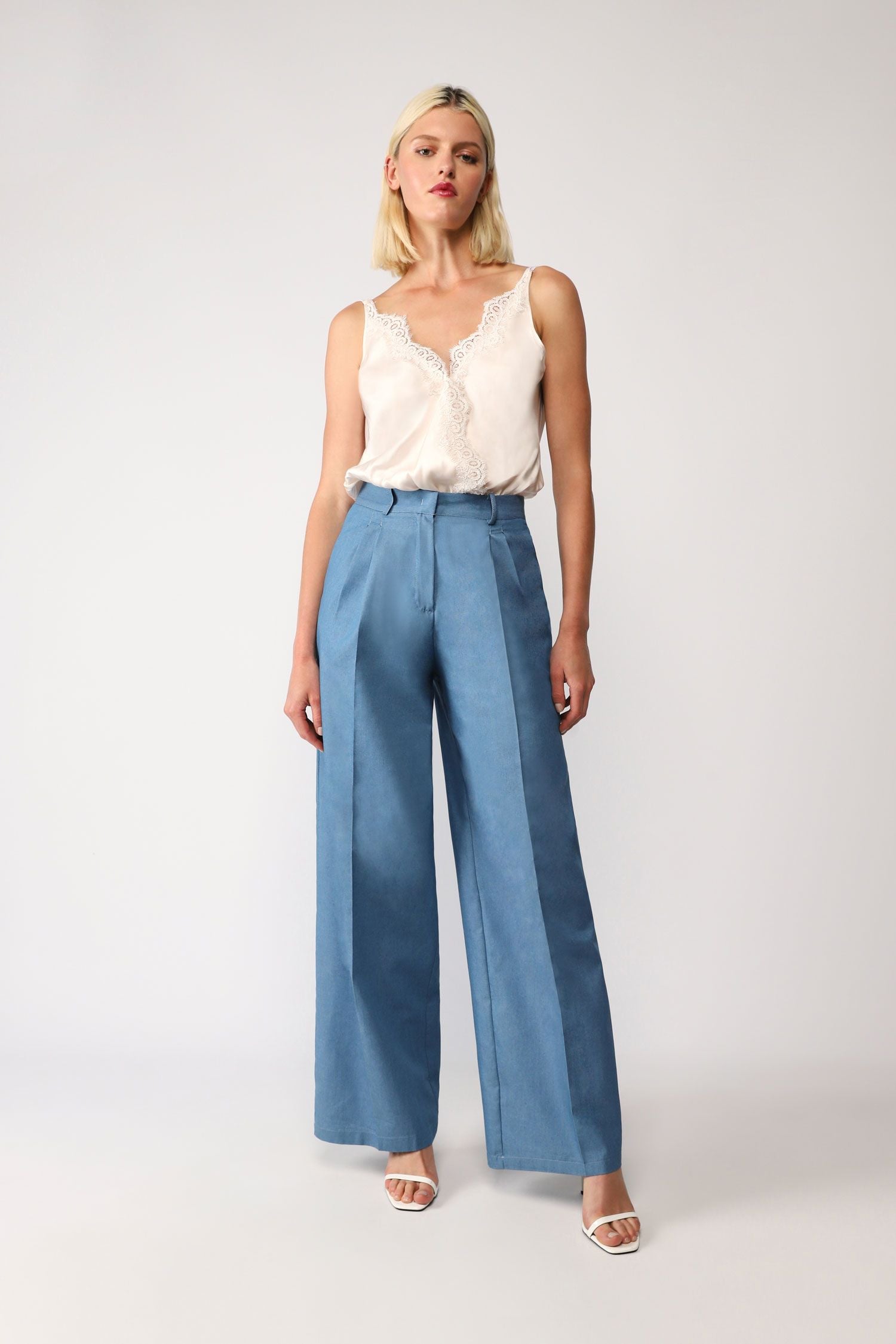 Pantaloni di jeans a on sale palazzo